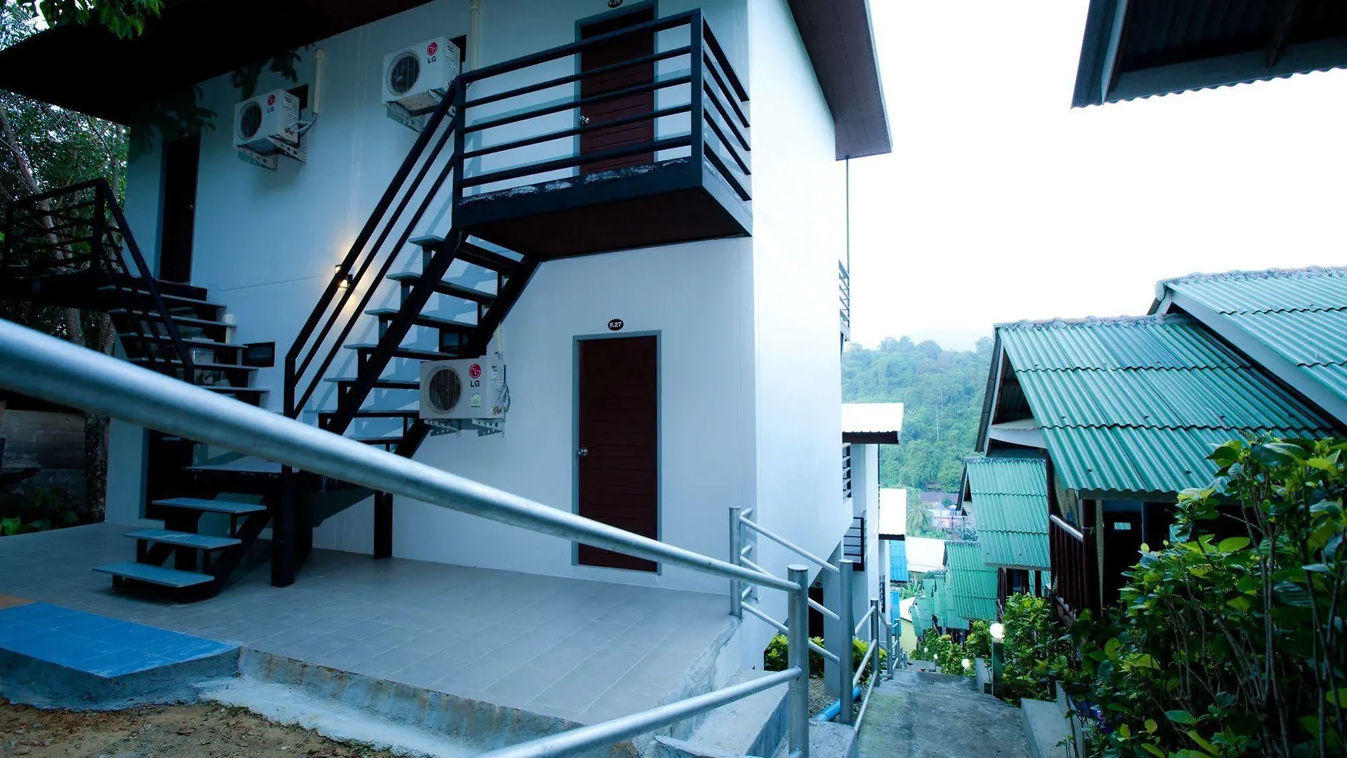 ** Hotel Phi Phi Mountain View Resort Ko Phi Phi Thailand