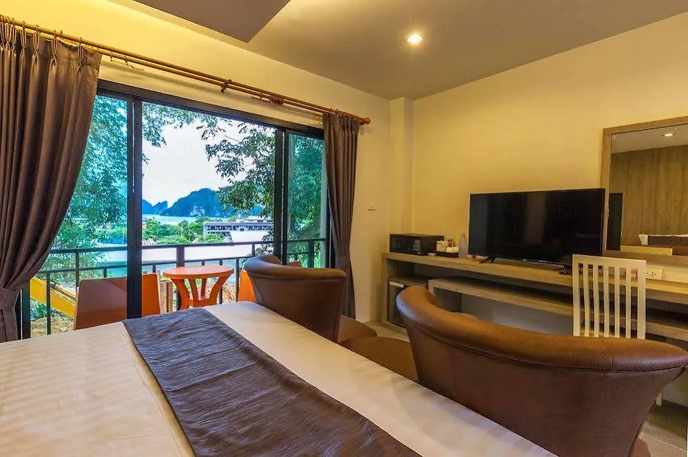 ** Hotel Phi Phi Mountain View Resort Ko Phi Phi Thailand