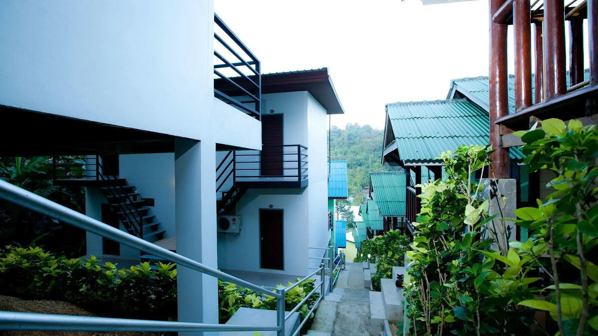 Hotel Phi Phi Mountain View Resort